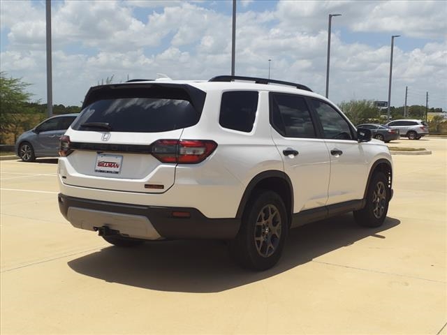 2025 Honda Pilot TrailSport