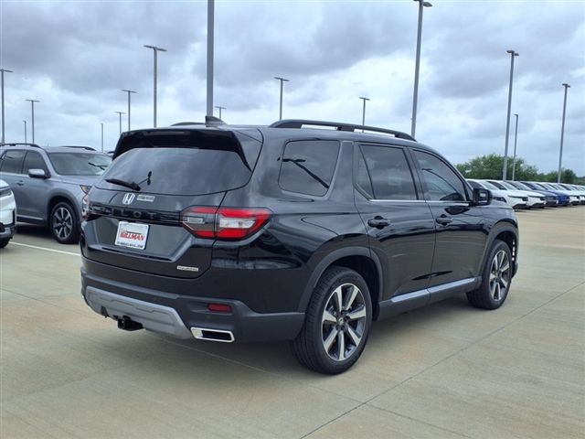 2025 Honda Pilot Touring