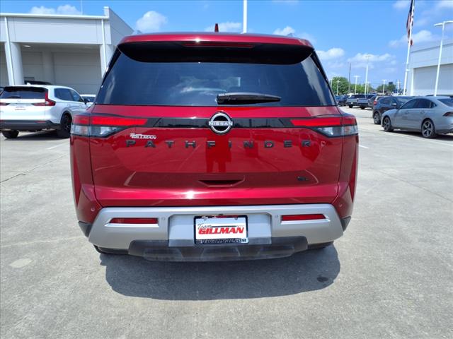 2022 Nissan Pathfinder SL