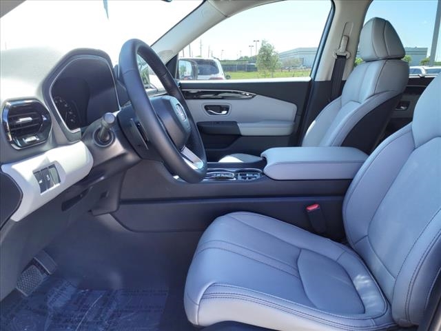 2025 Honda Pilot Touring
