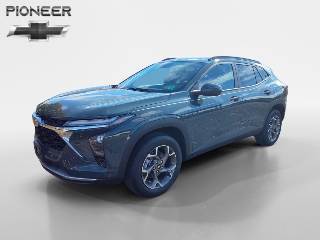 2026 Chevrolet Silverado 3500HD LT photo 4