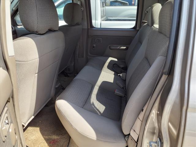 2004 Nissan Frontier XE-V6