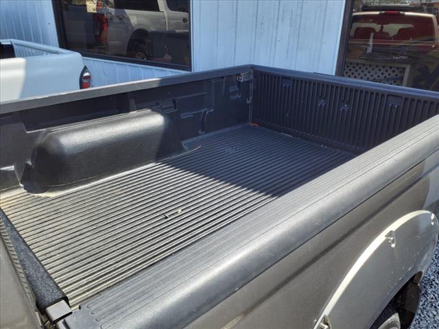 2004 Nissan Frontier XE-V6