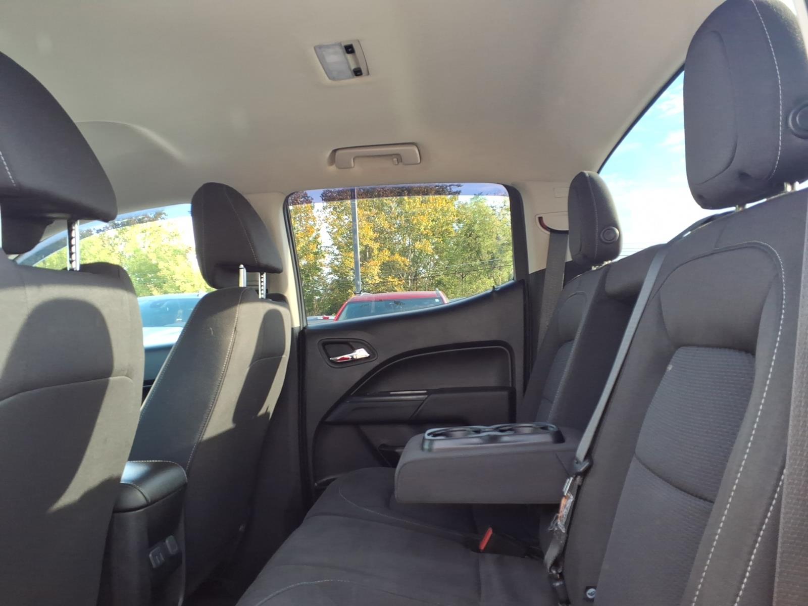 2018 Chevrolet Colorado photo 11 of 28