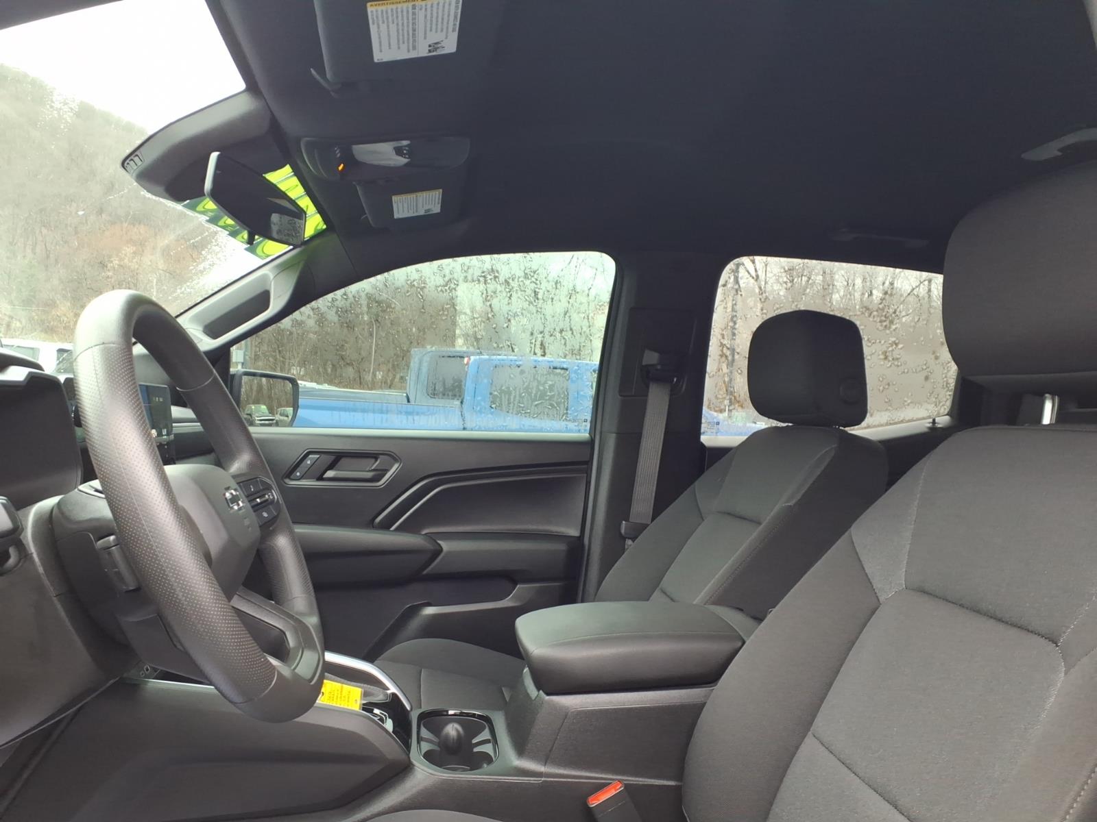 2024 Chevrolet Colorado Trail Boss Summit White at Team Chevrolet Buick GMC