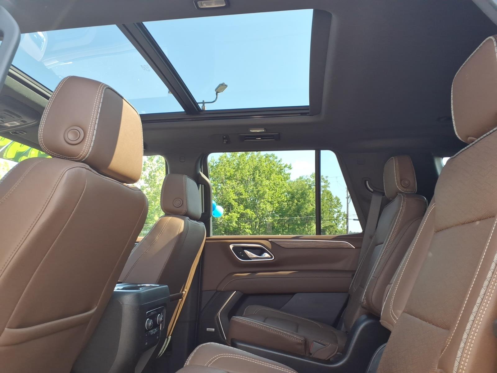 2023 Chevrolet Tahoe High Country Iridescent Pearl Tricoat (g1w) at Team Chevrolet Buick GMC