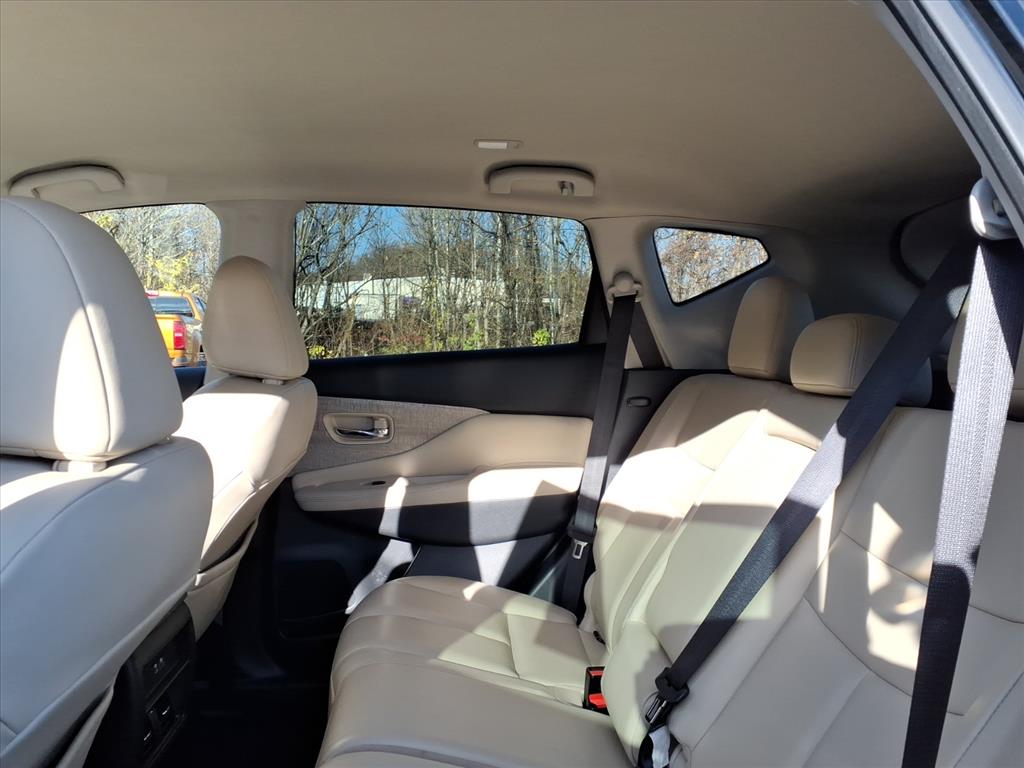2022 Nissan Murano SV - 10