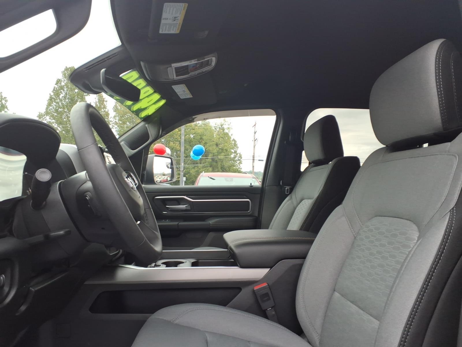 2026 RAM 1500 Big Horn Granite Crystal Metallic Clear Coat (pau) at Memorial Highway Chevrolet