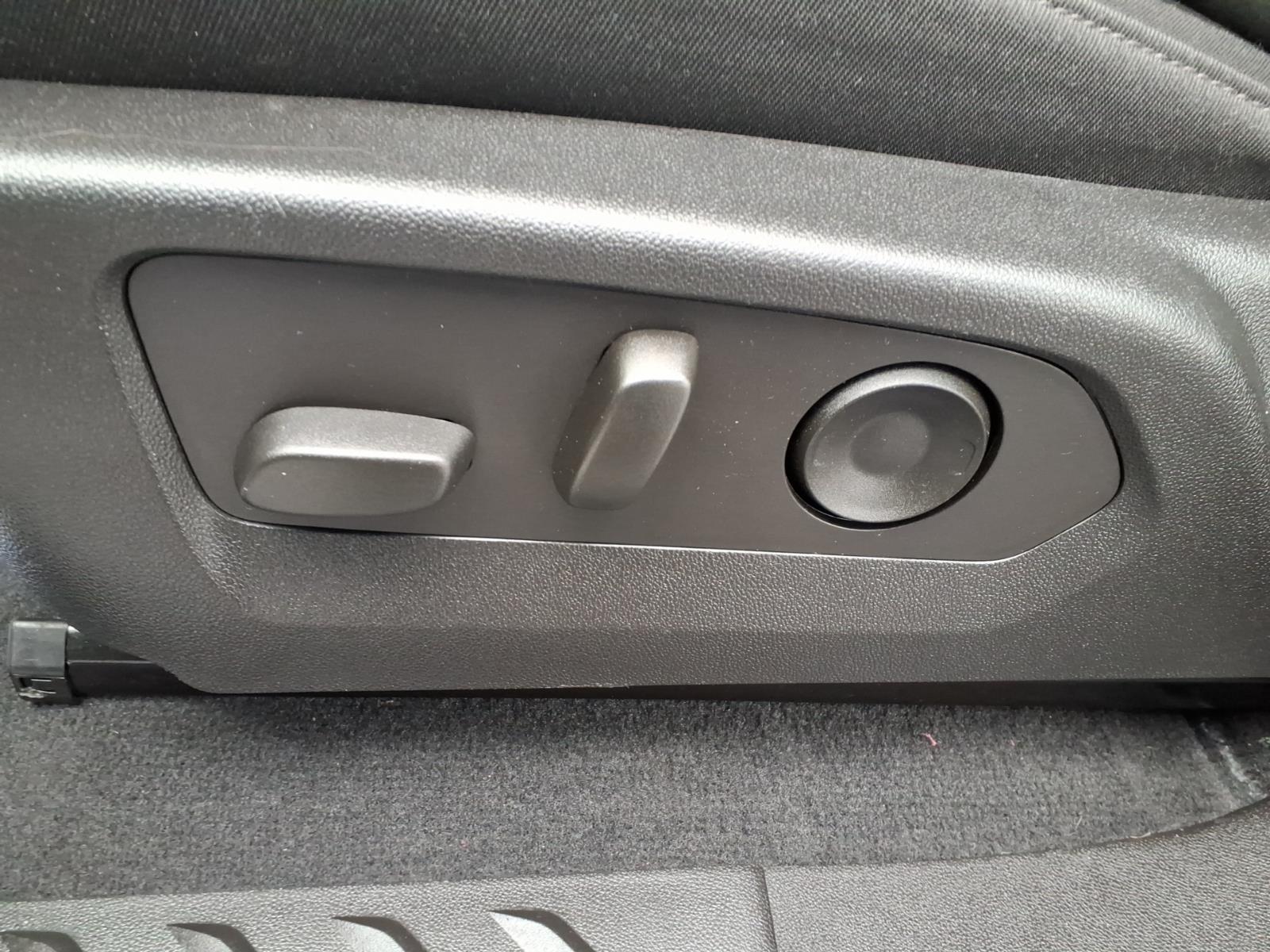2024 Chevrolet Colorado Trail Boss Summit White at Team Chevrolet Buick GMC