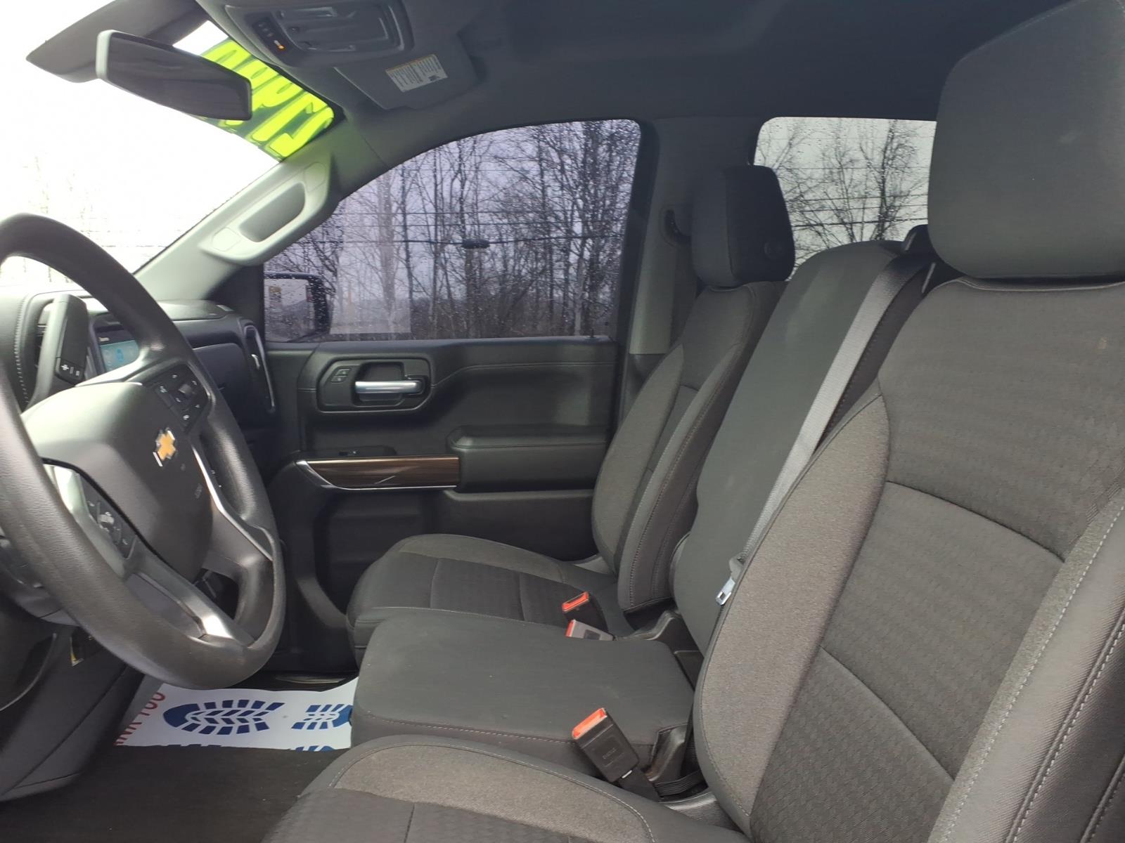 2020 Chevrolet Silverado 1500 LT - 11