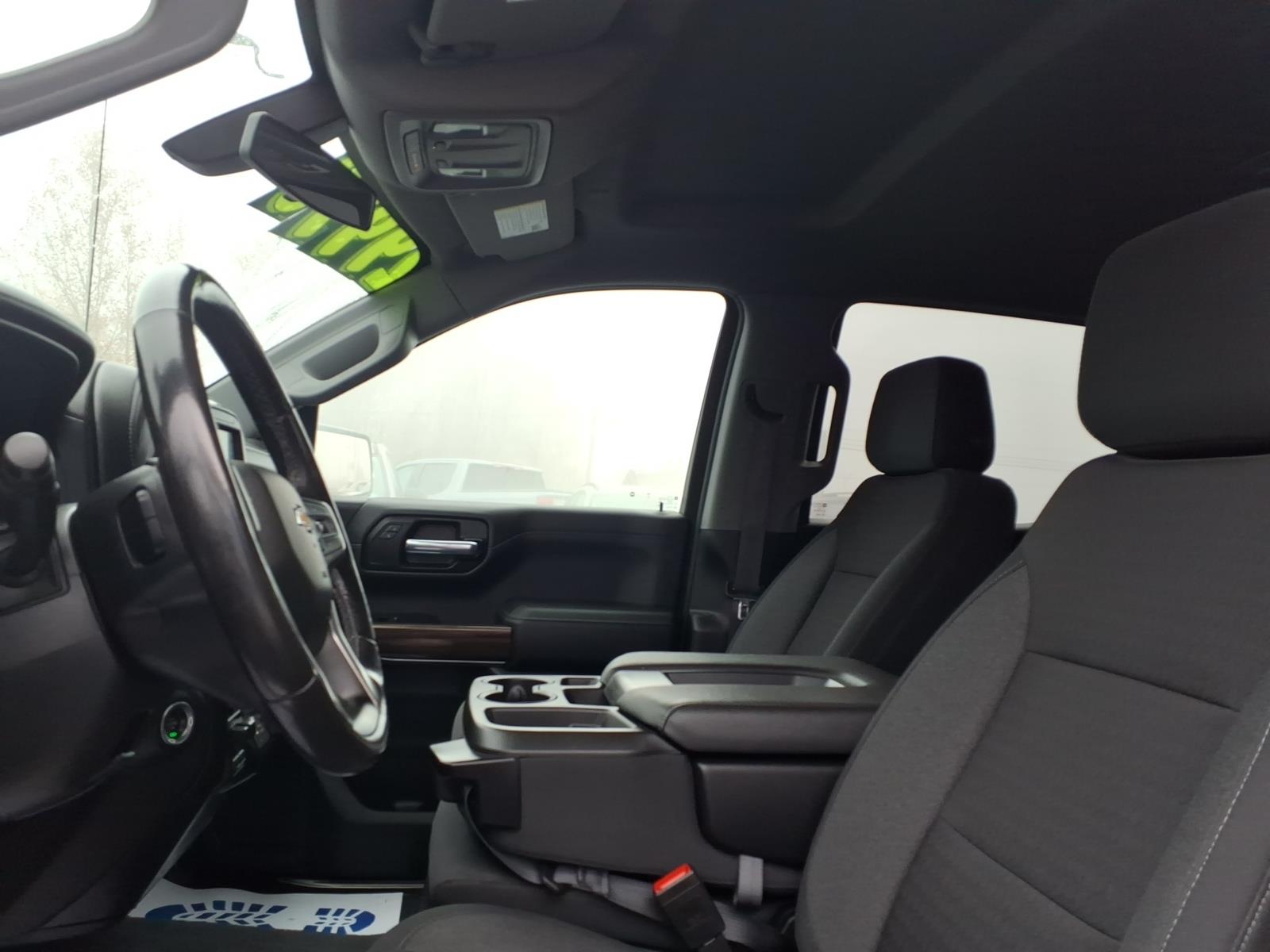 2021 Chevrolet Silverado 1500 photo 12 of 26