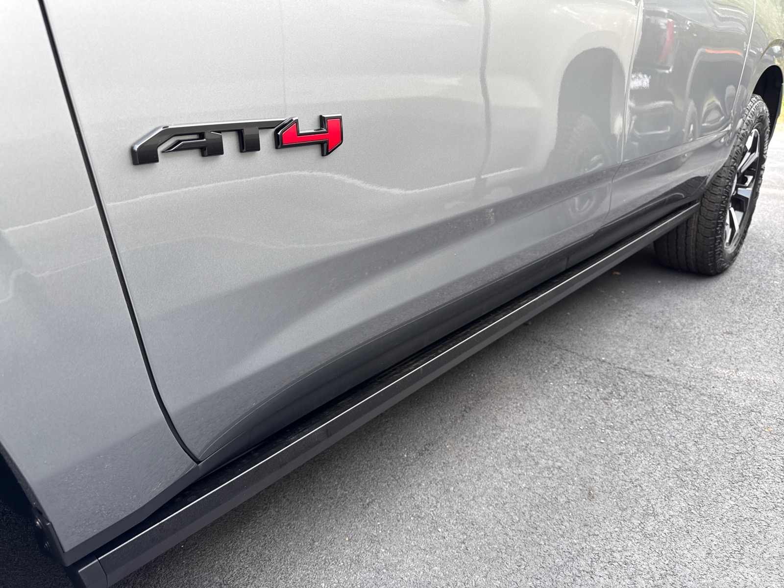 2027 GMC Yukon XL photo 12 of 12