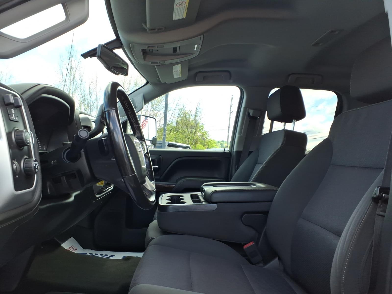 2018 GMC Sierra 2500HD SLE - 11