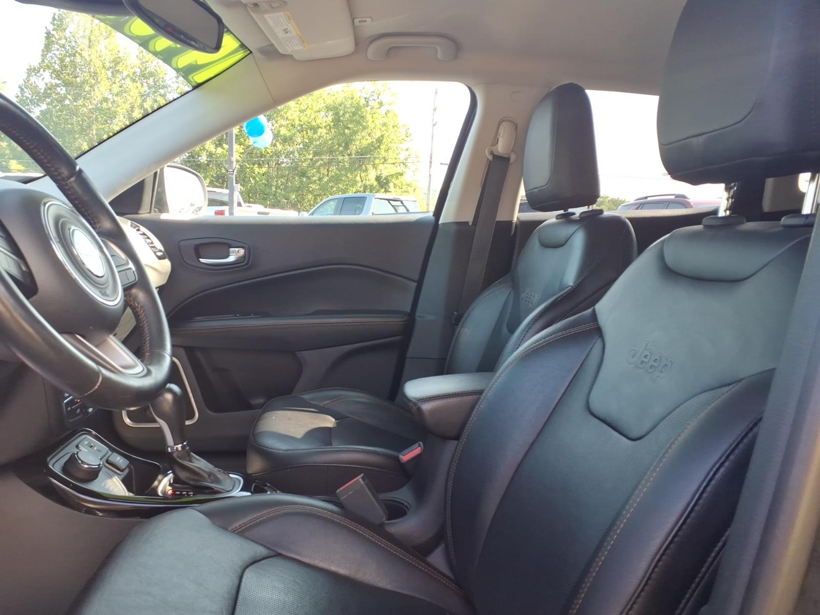 2018 Jeep Compass Limited Diamond Black Crystal Pearl Coat (pxj) at Team Chevrolet Buick GMC