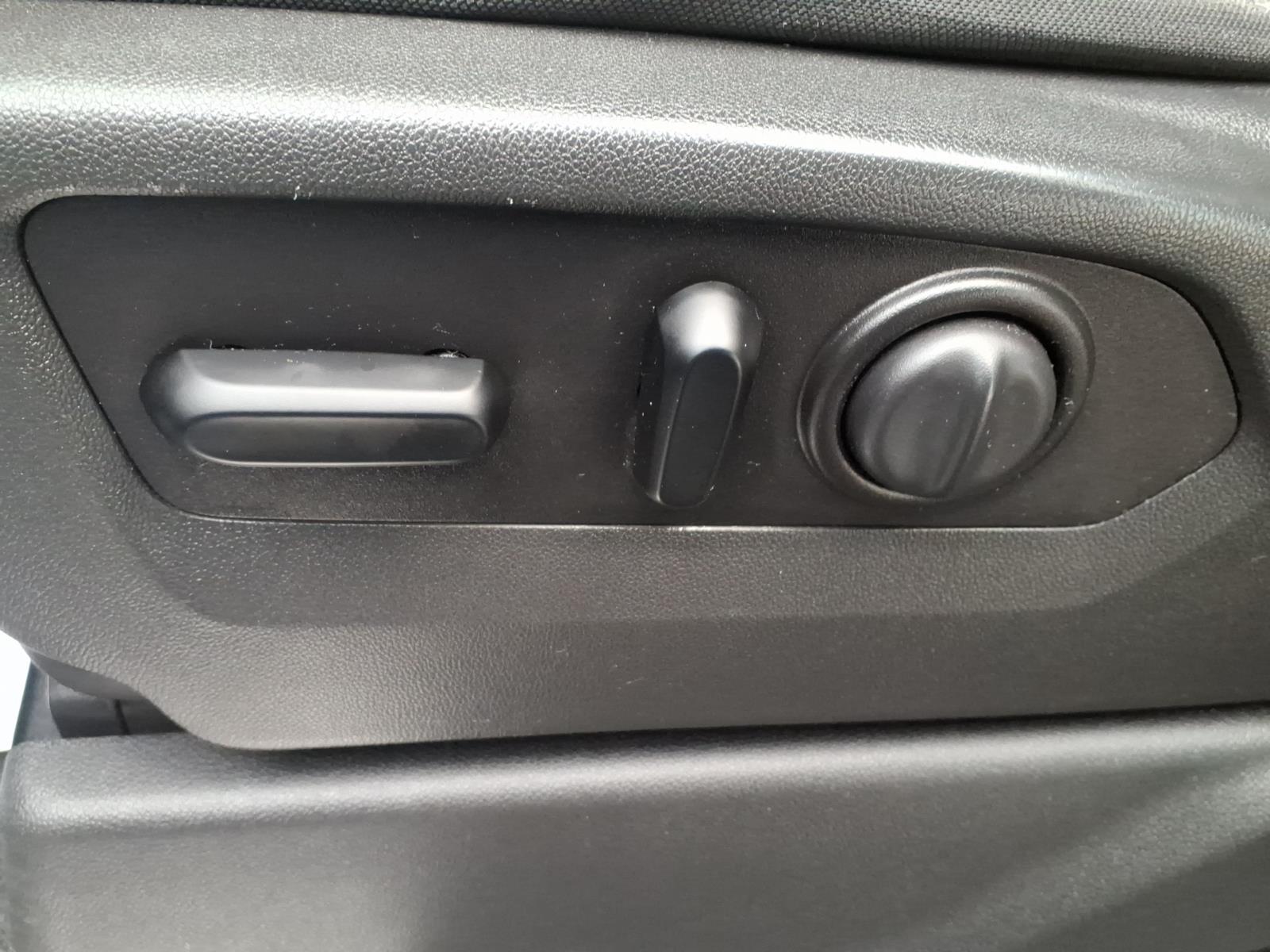 2021 Chevrolet Silverado 1500 photo 13 of 26