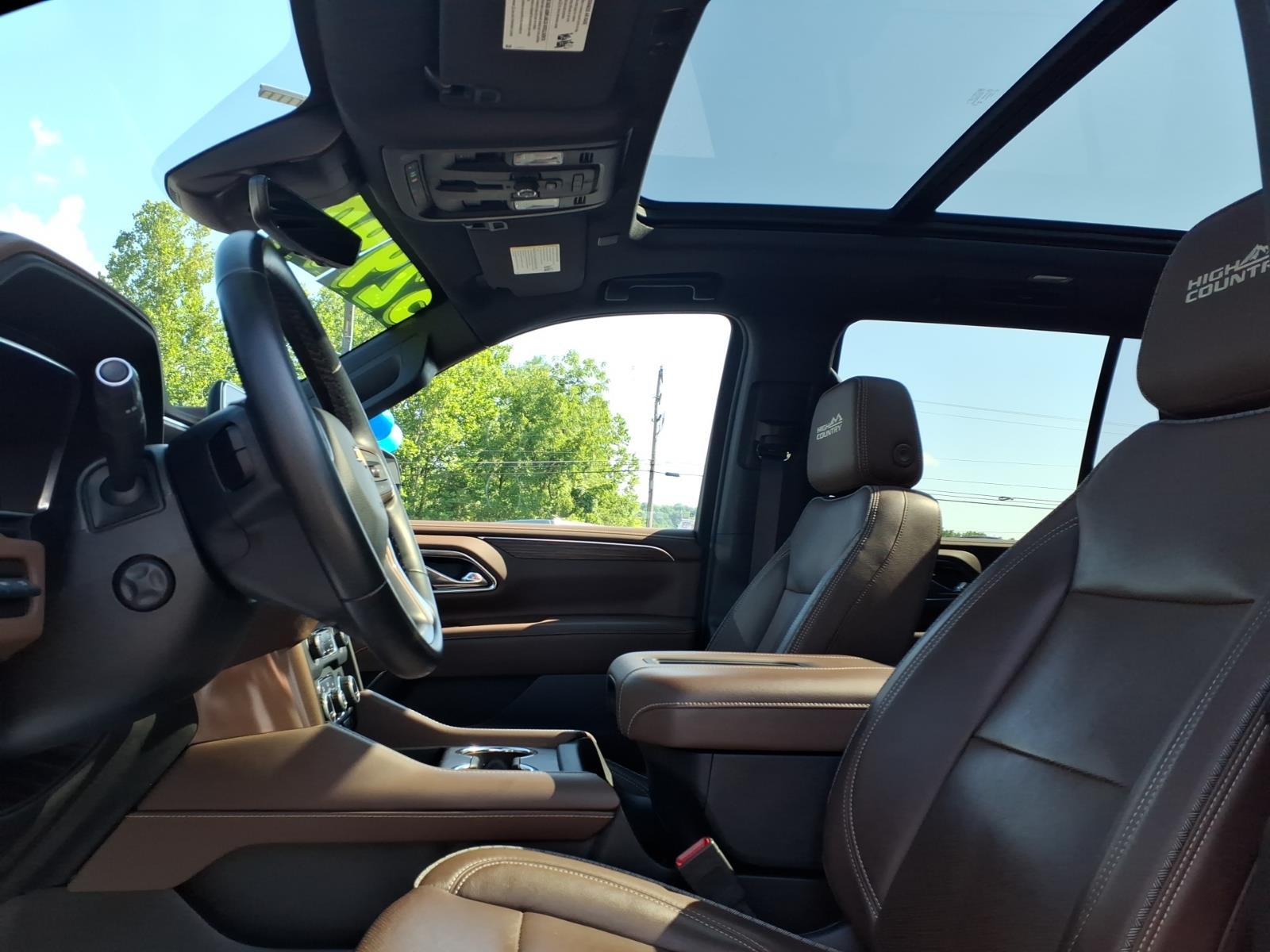 2023 Chevrolet Tahoe High Country Iridescent Pearl Tricoat (g1w) at Team Chevrolet Buick GMC
