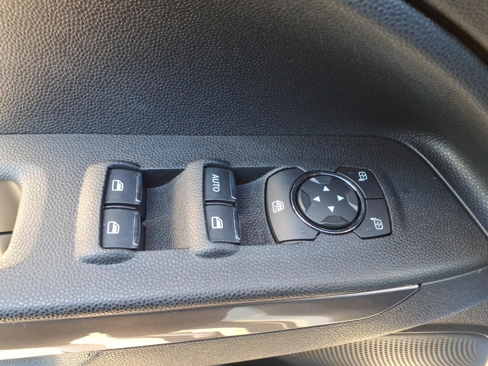 2020 Ford EcoSport photo 13 of 26