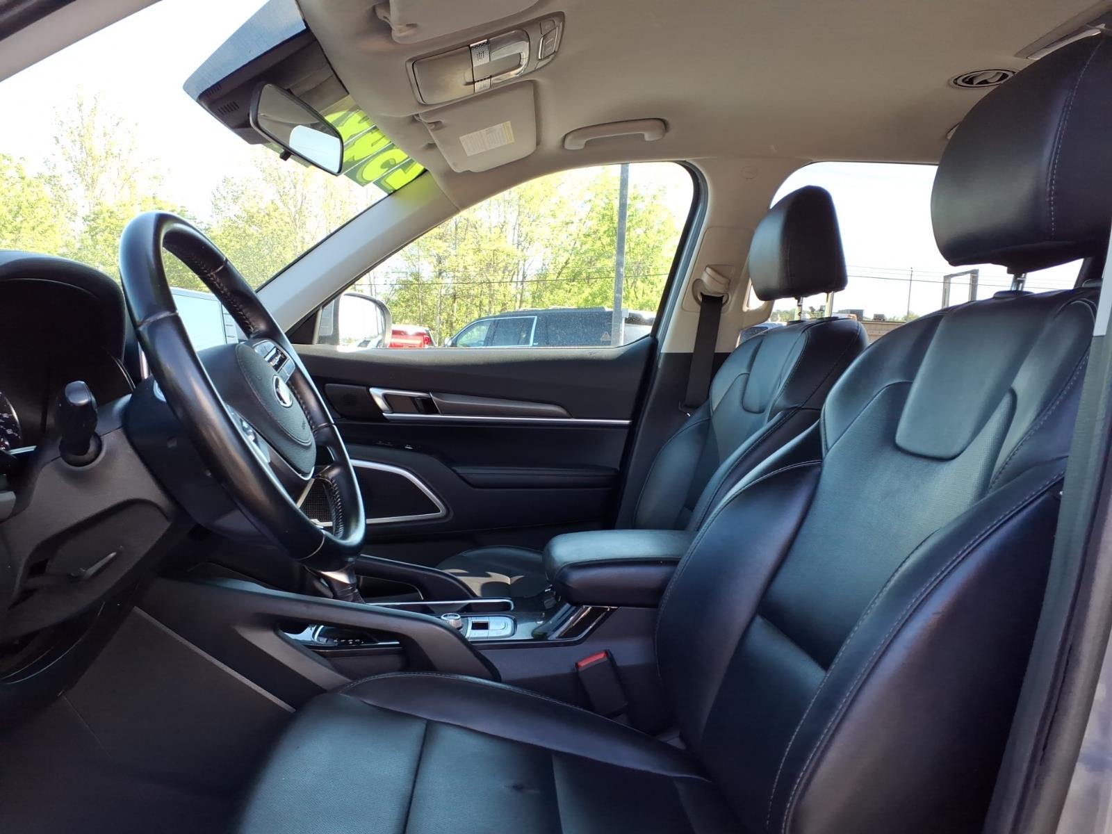 2020 Kia Telluride LX Everlasting Silver (erg) at Delaney Chevrolet Nissan Volvo of Greensburg