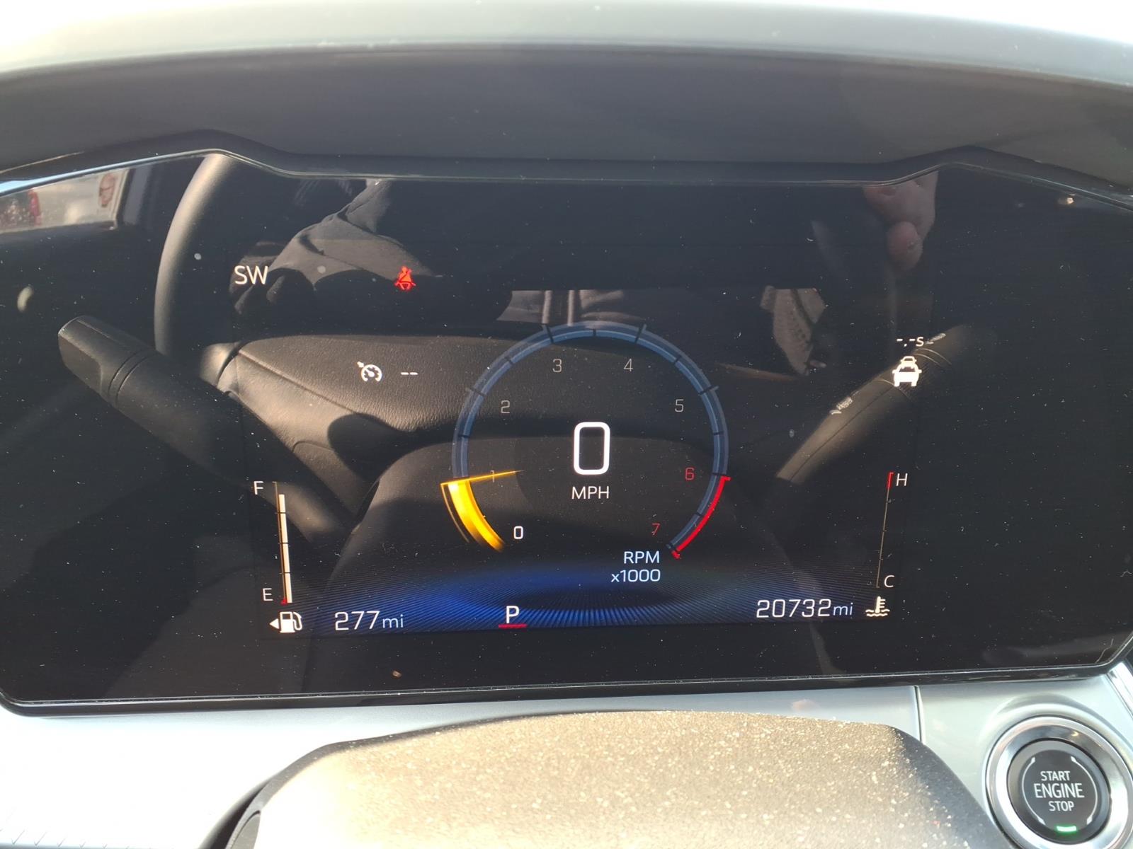 2025 Chevrolet Trax LT Summit White (gaz) at Memorial Highway Chevrolet