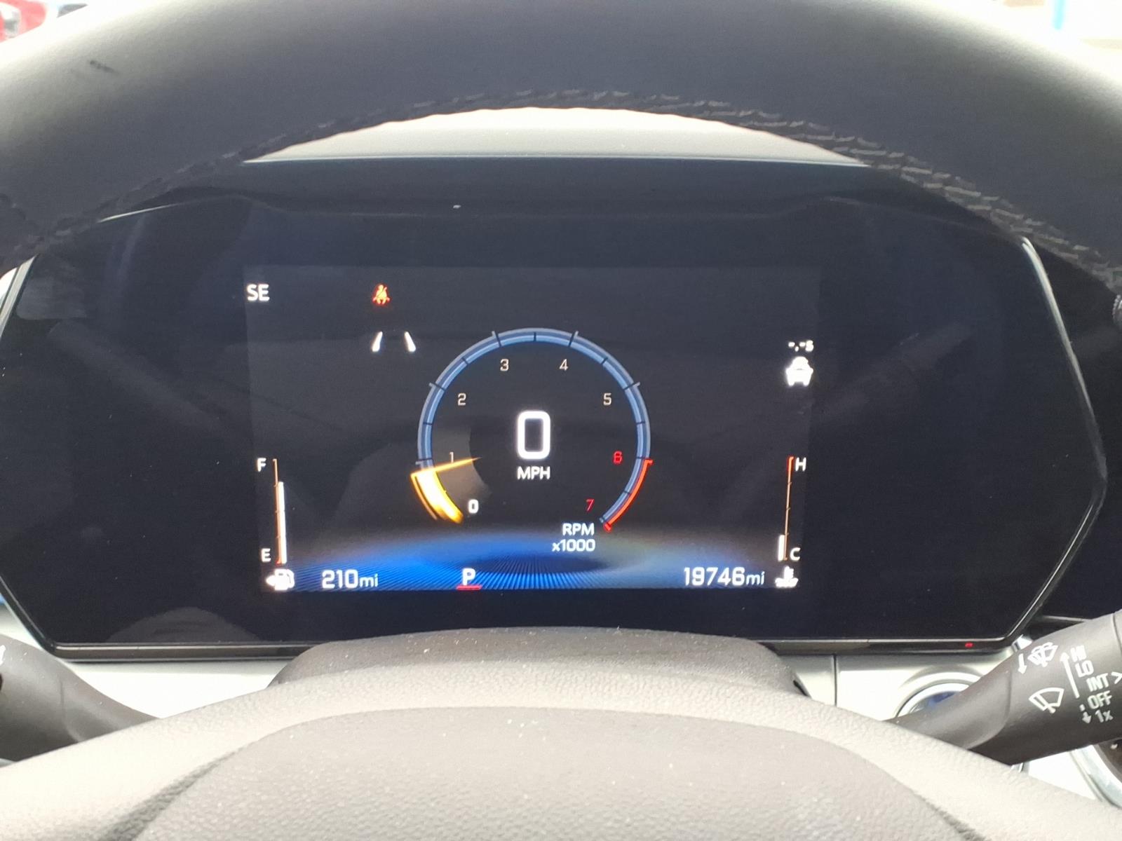 2025 Chevrolet Trax LT Summit White (gaz) at Memorial Highway Chevrolet