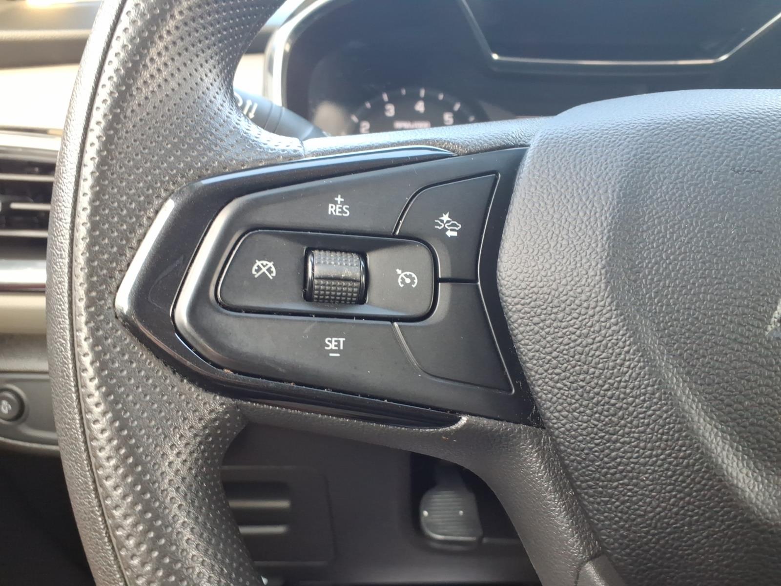 2021 Chevrolet Trailblazer photo 15 of 27