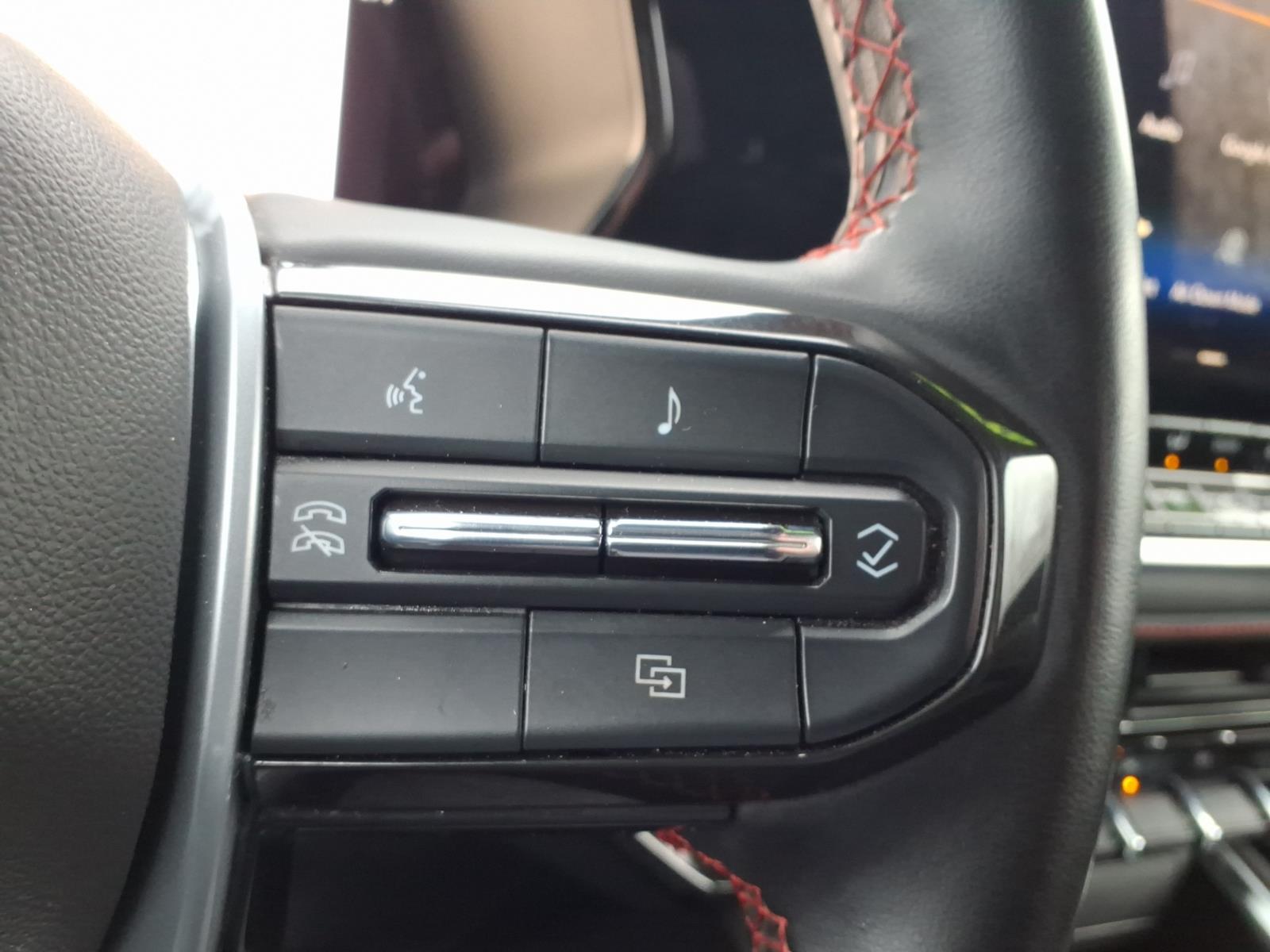 2024 Chevrolet Colorado Z71 Summit White at Team Chevrolet Buick GMC