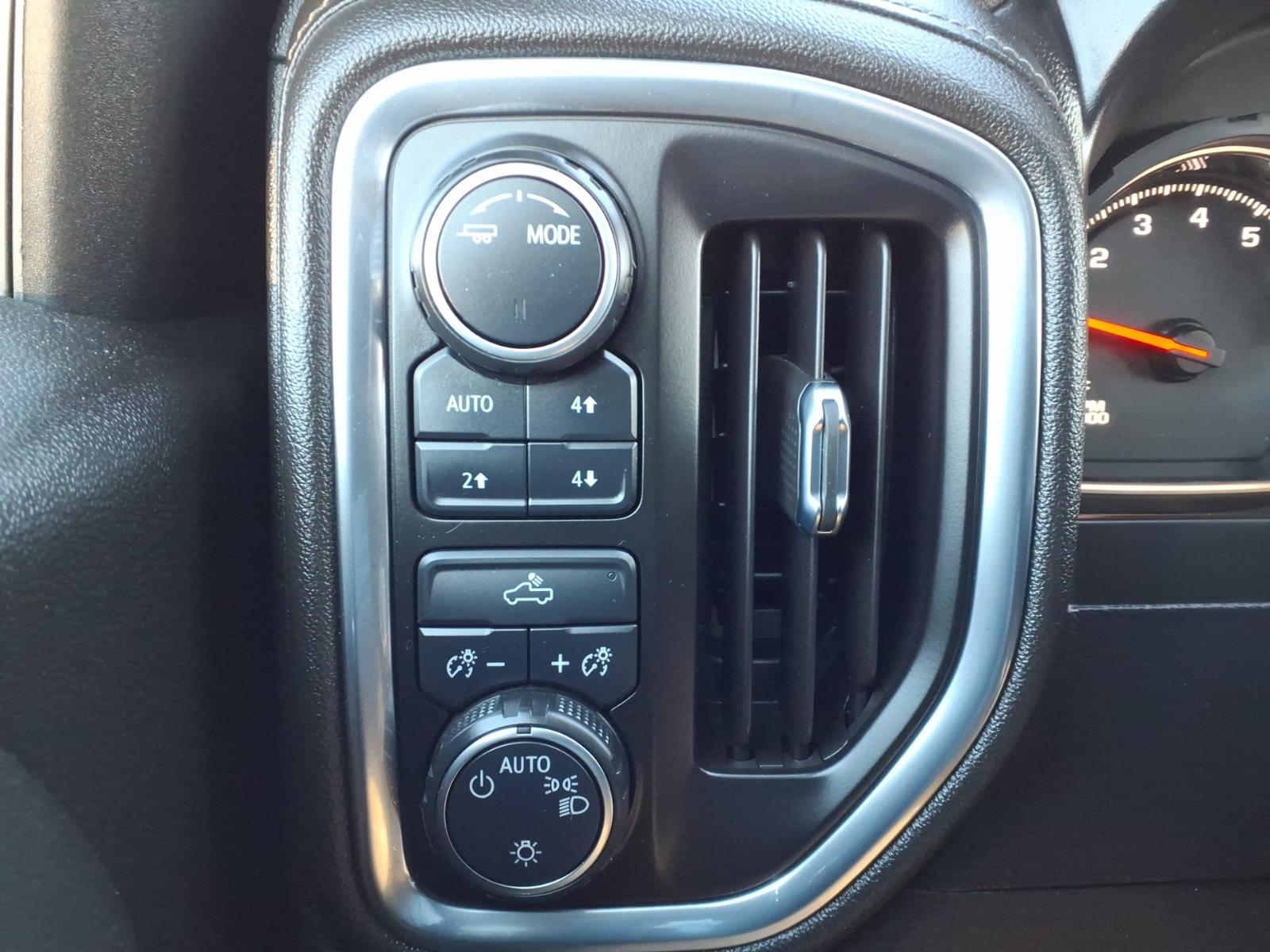 2021 Chevrolet Silverado 1500 LT Silver Ice Metallic (gan) at Team Chevrolet Buick GMC