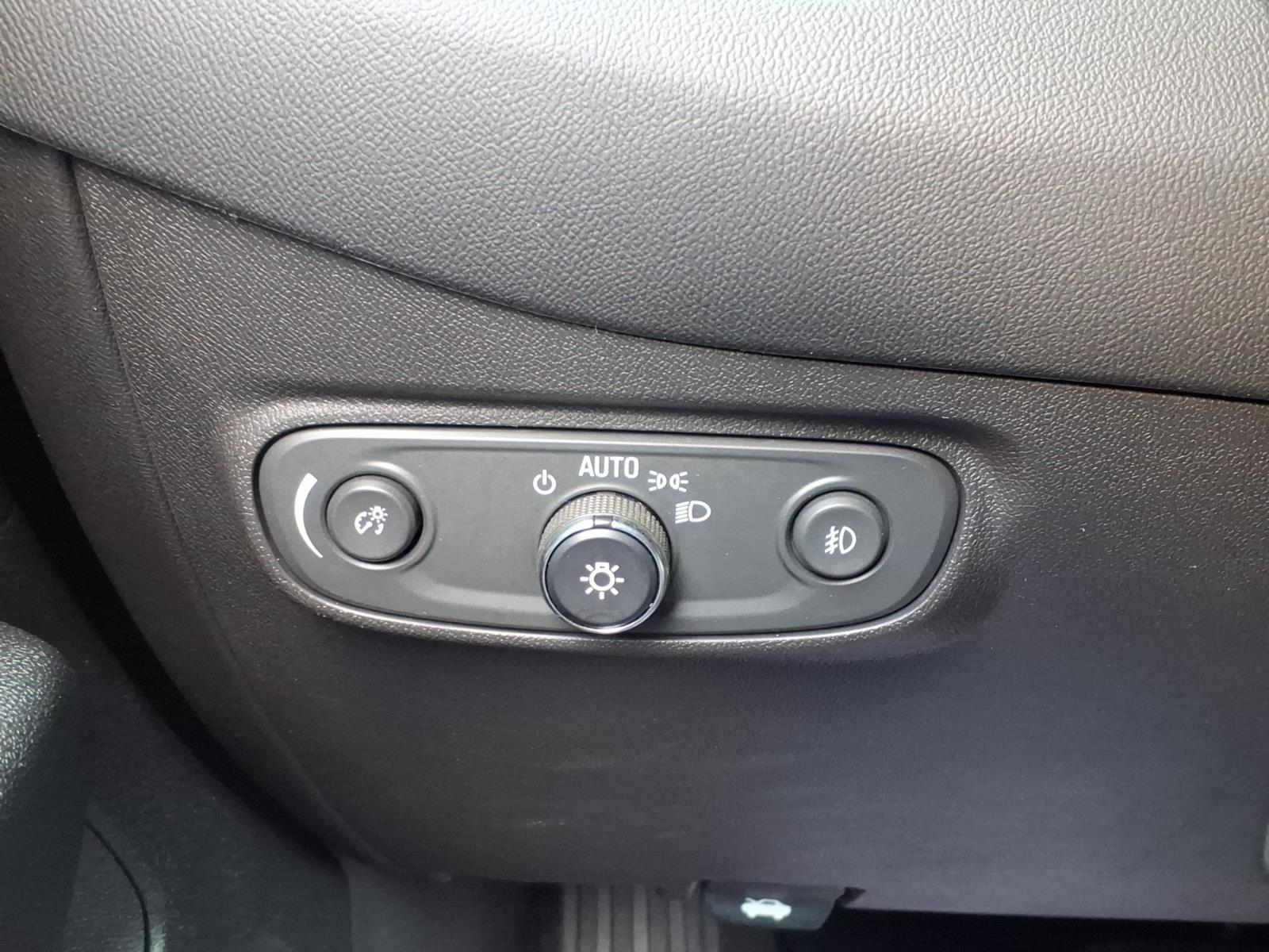 2020 Chevrolet Equinox LT Summit White at Team Chevrolet Buick GMC