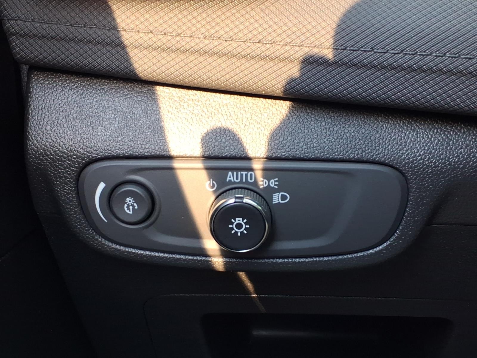 2025 Chevrolet Trailblazer LT Summit White at Delaney Chevrolet Nissan Volvo of Greensburg
