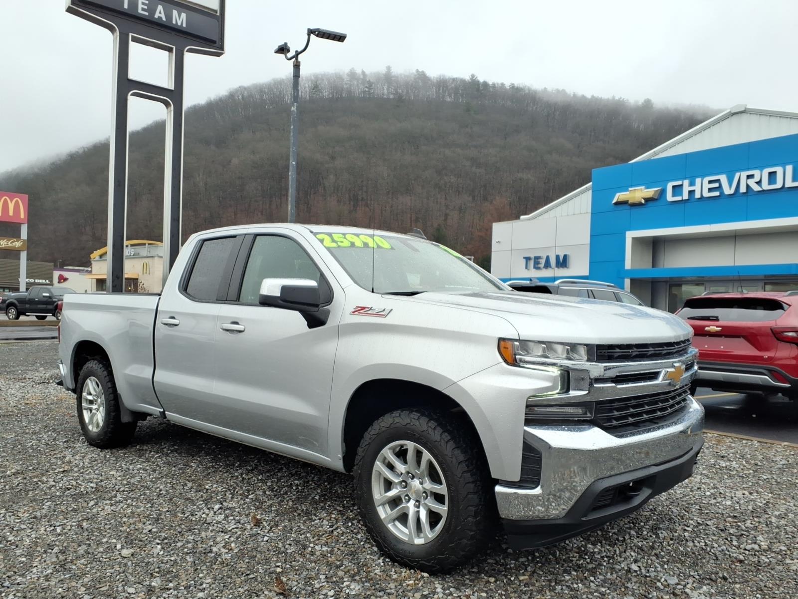 2021 Chevrolet Silverado 1500 LT - 0