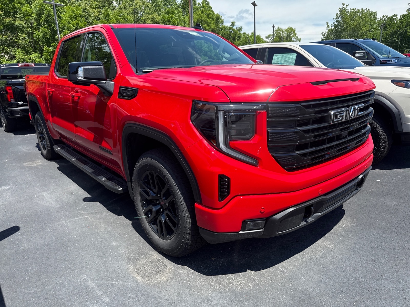 2026 GMC Sierra 1500 Elevation - 0