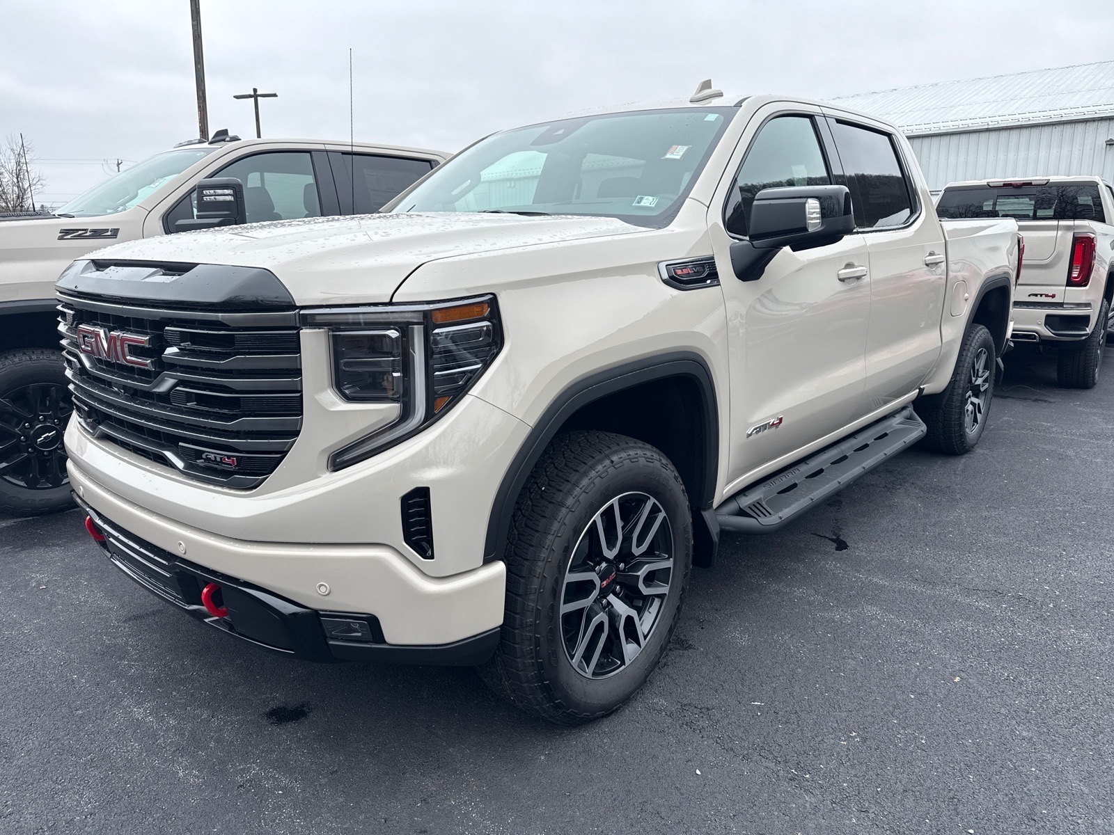 2026 GMC Sierra 1500 AT4 - 0
