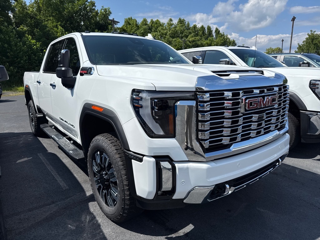 2025 GMC Sierra 2500HD Denali