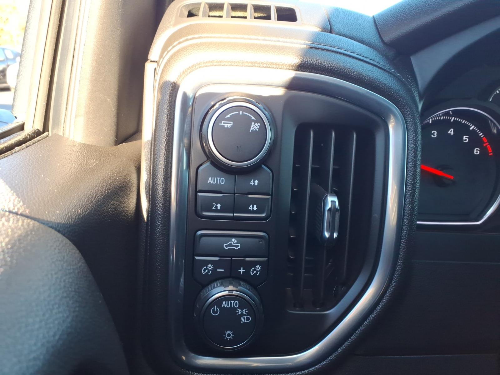 2019 Chevrolet Silverado 1500 photo 20 of 28