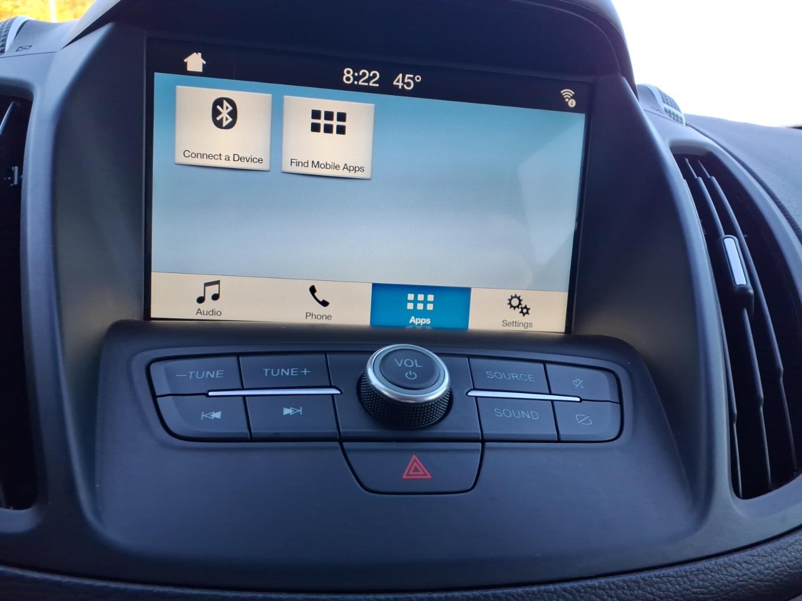 2019 Ford Escape photo 21 of 27