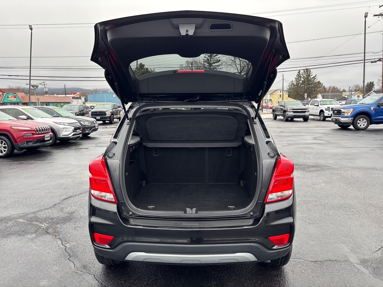 2019 Chevrolet Trax LT Mosaic Black Metallic (gb0) at Memorial Highway Chevrolet