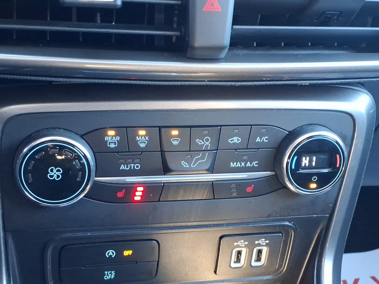 2020 Ford EcoSport photo 21 of 26