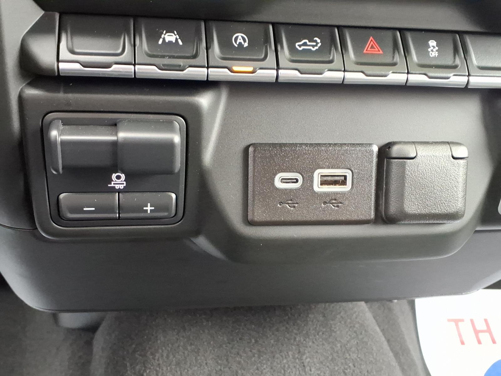 2024 Chevrolet Silverado 1500 photo 23 of 26