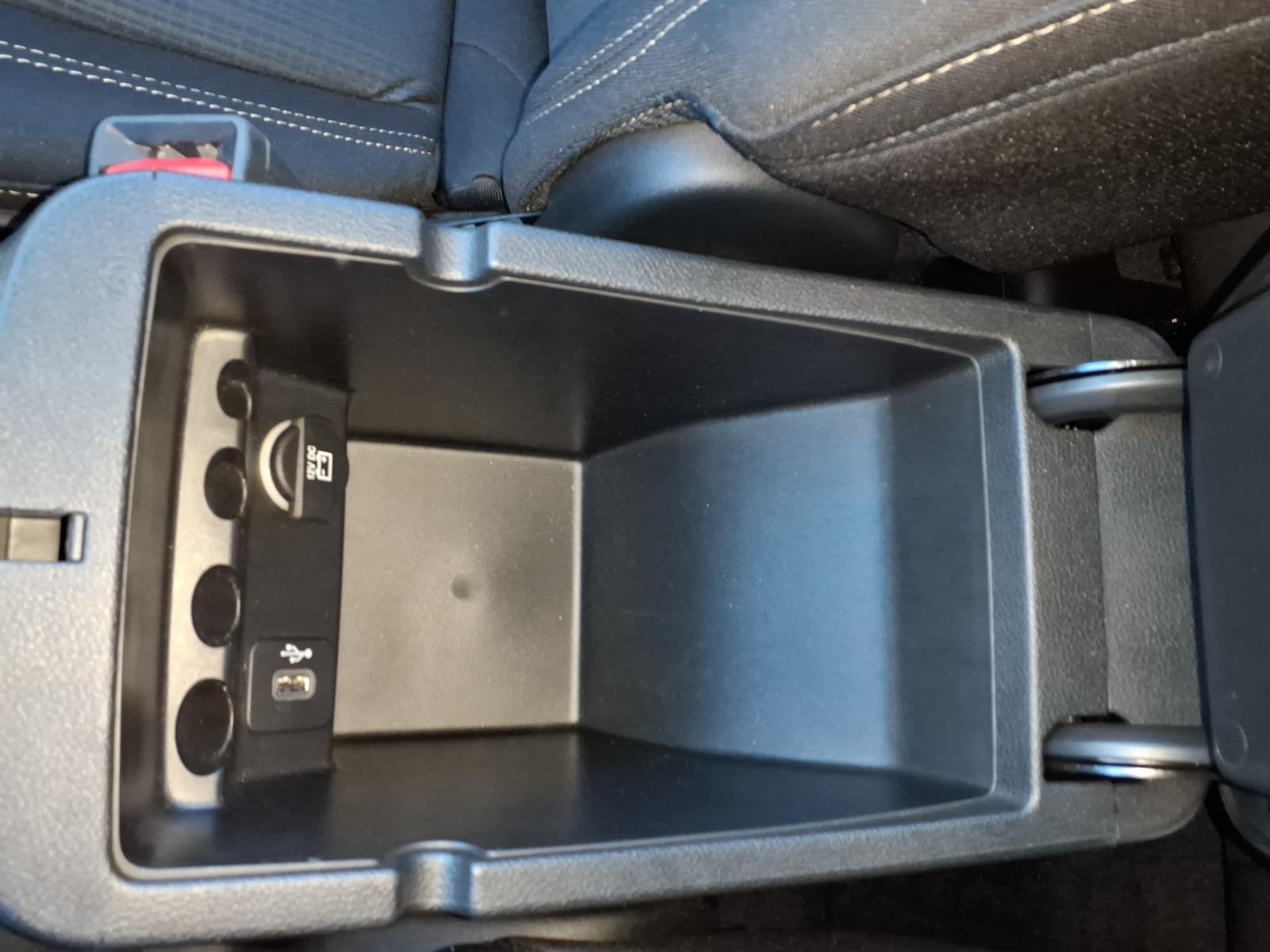 2017 Jeep Cherokee photo 24 of 25