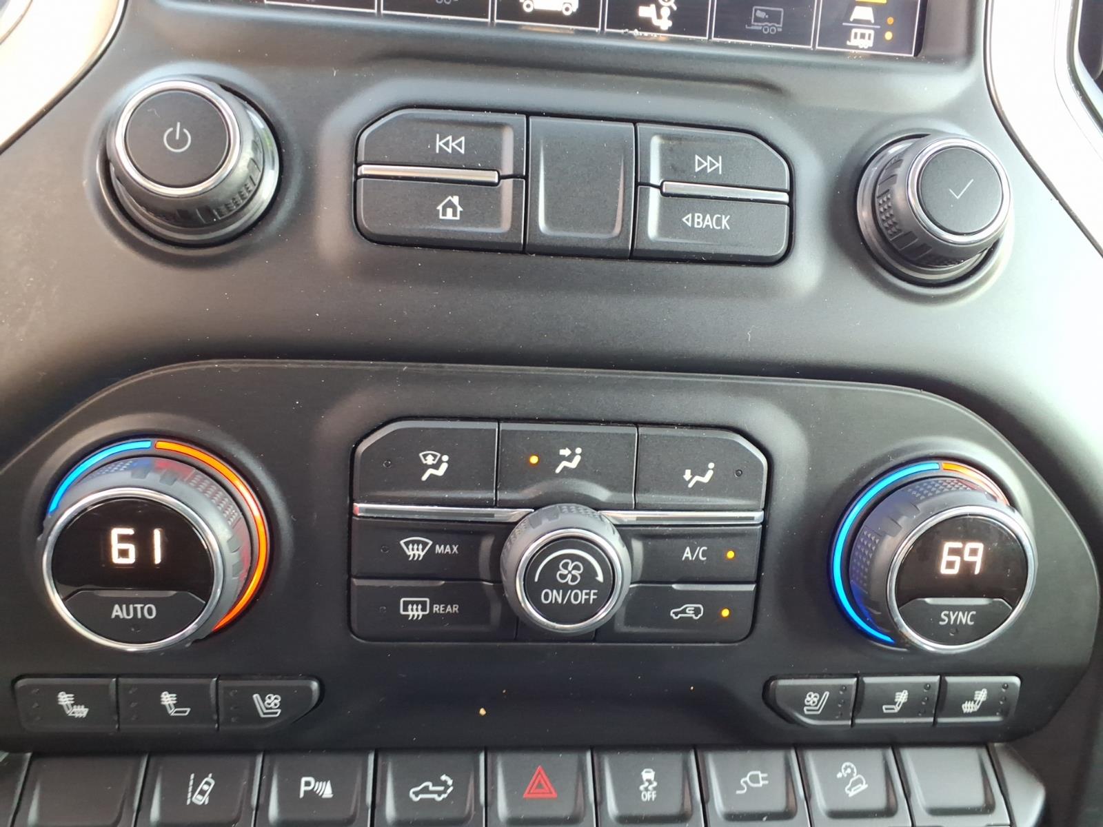 2020 Chevrolet Silverado 3500HD photo 24 of 29