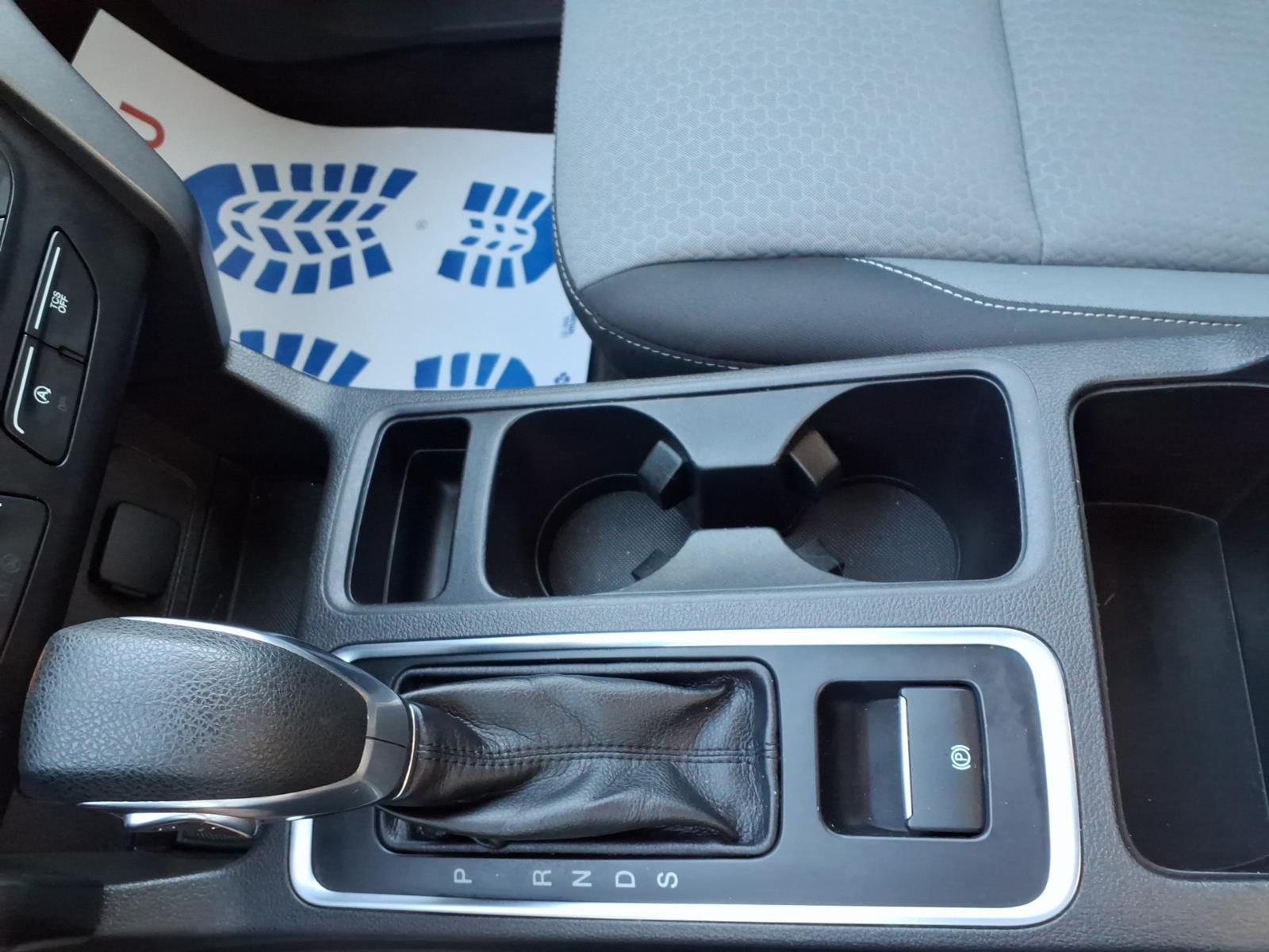 2019 Ford Escape photo 25 of 27
