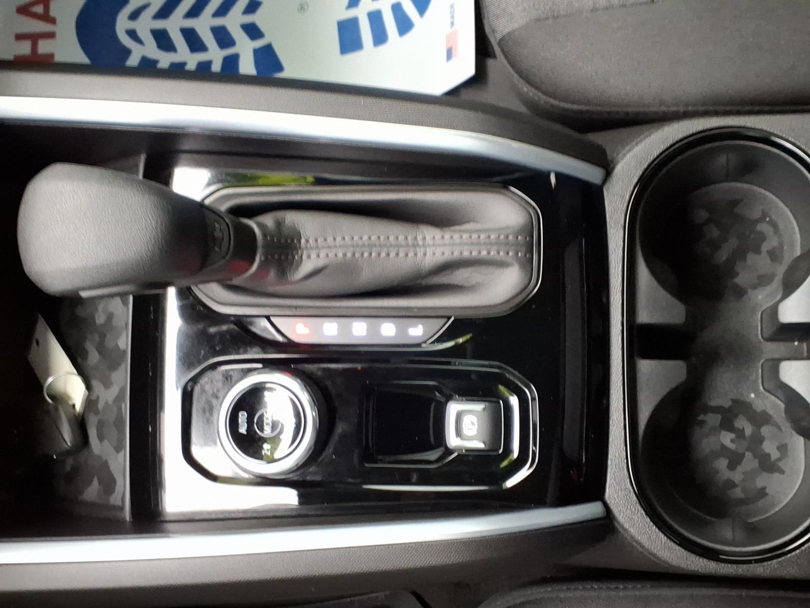 2024 Chevrolet Colorado Trail Boss Summit White at Team Chevrolet Buick GMC