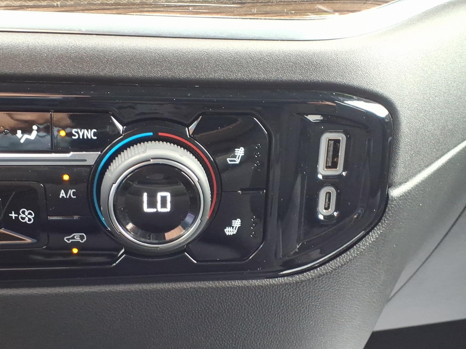 2025 Chevrolet Silverado 1500 photo 25 of 27