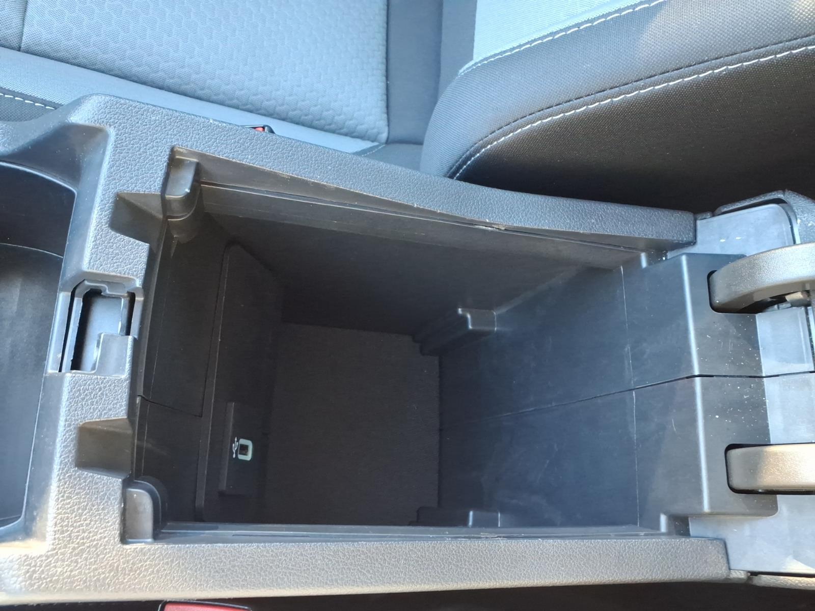 2019 Ford Escape photo 26 of 27