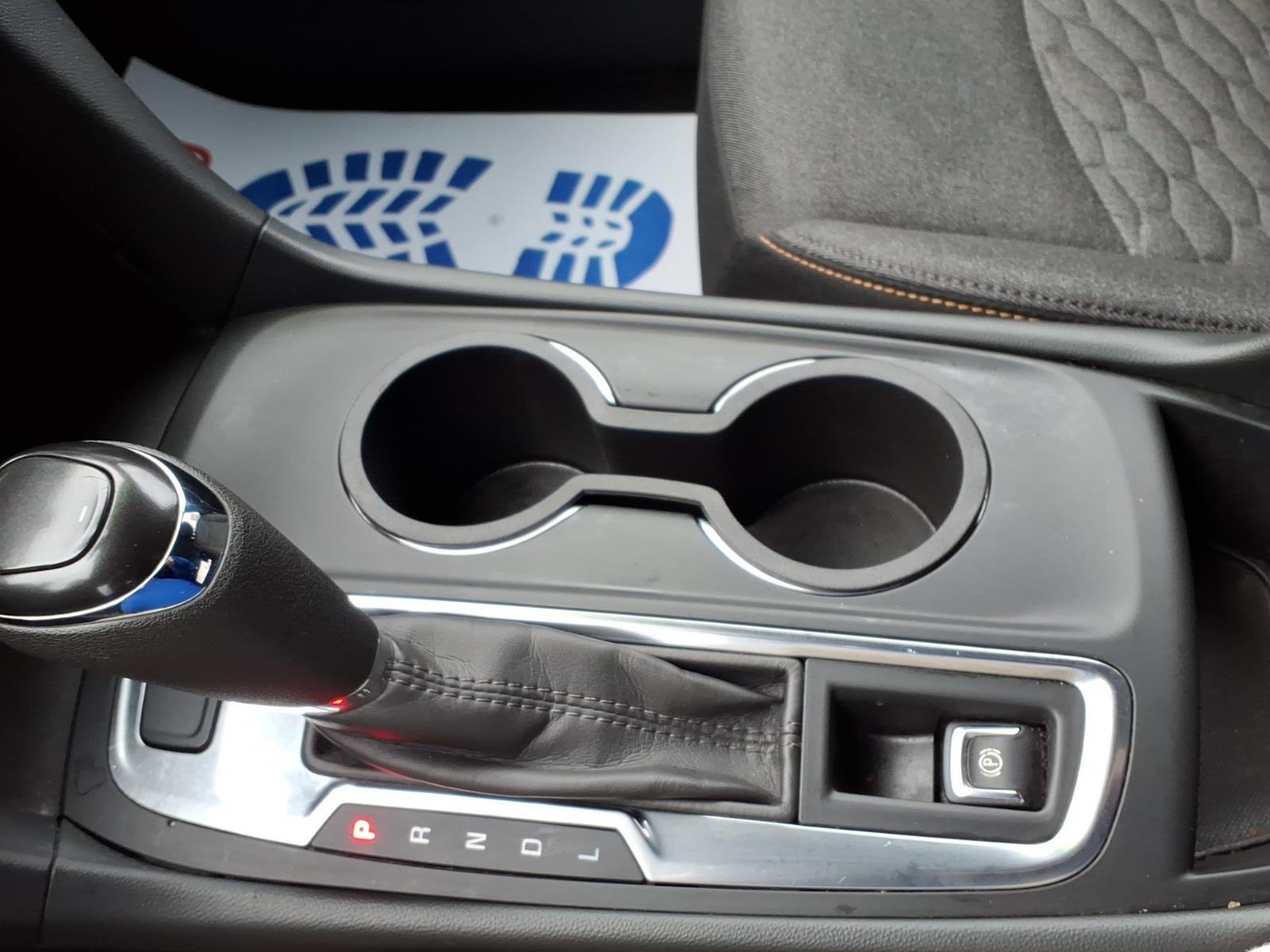 2021 Chevrolet Equinox LT Summit White (gaz) at Memorial Highway Chevrolet