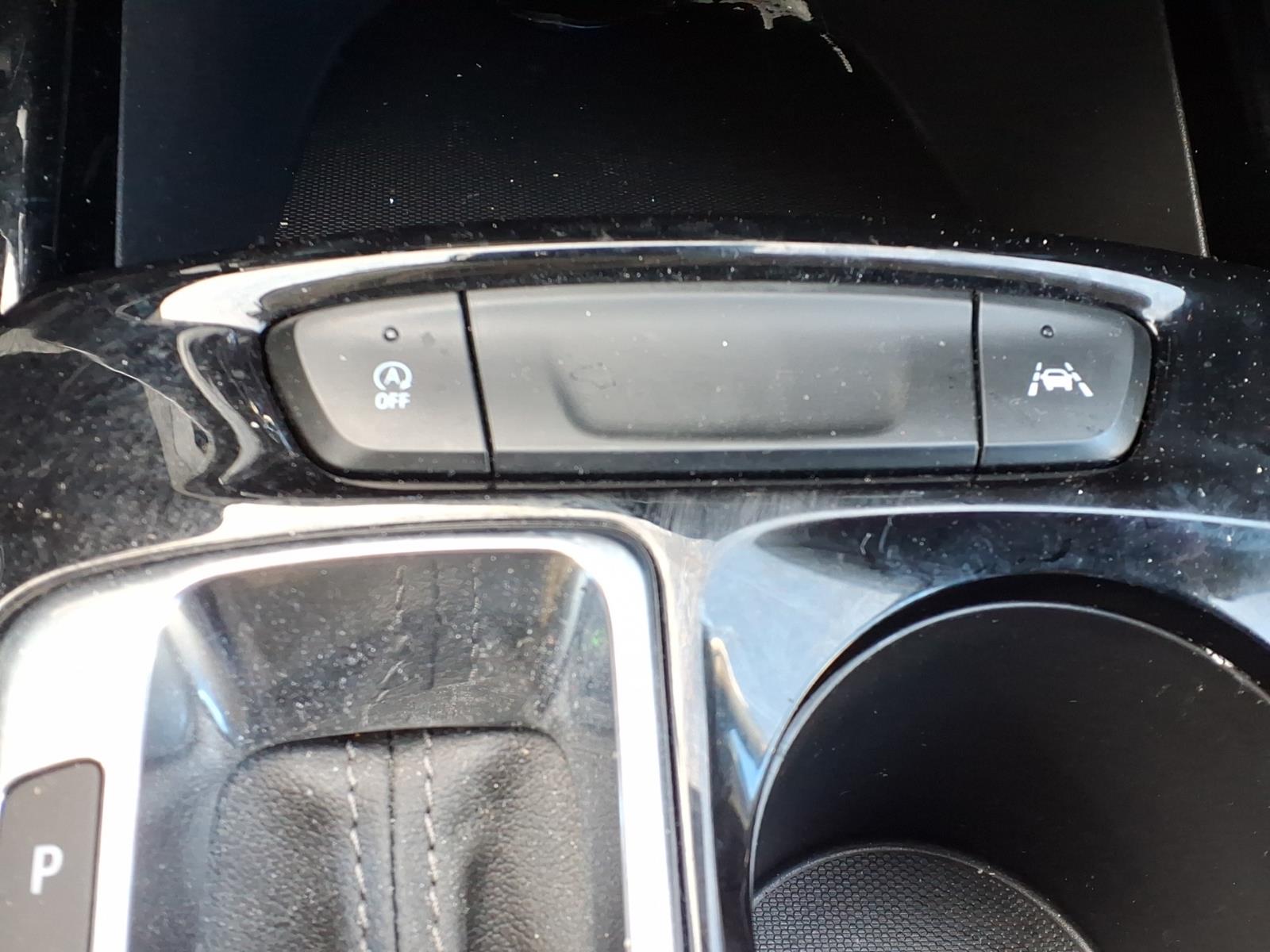2025 Chevrolet Trax LT Summit White (gaz) at Memorial Highway Chevrolet