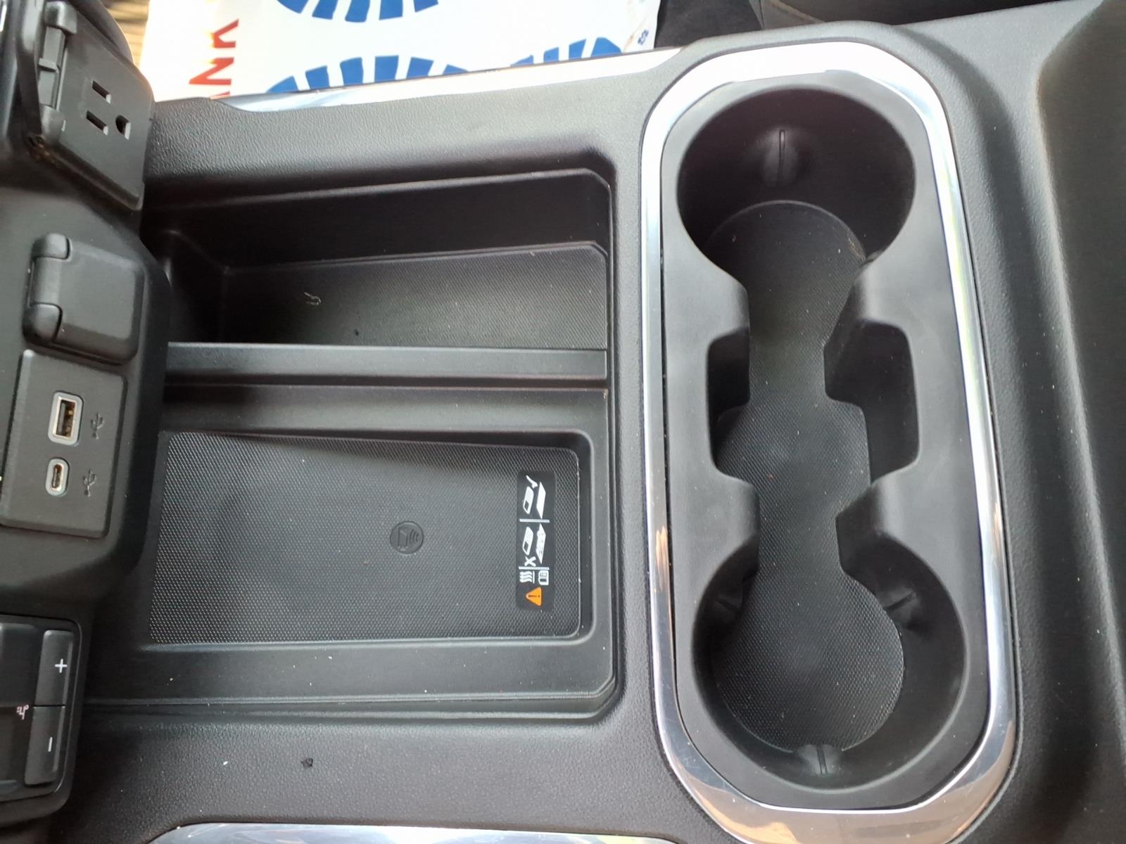 2020 Chevrolet Silverado 3500HD photo 27 of 29