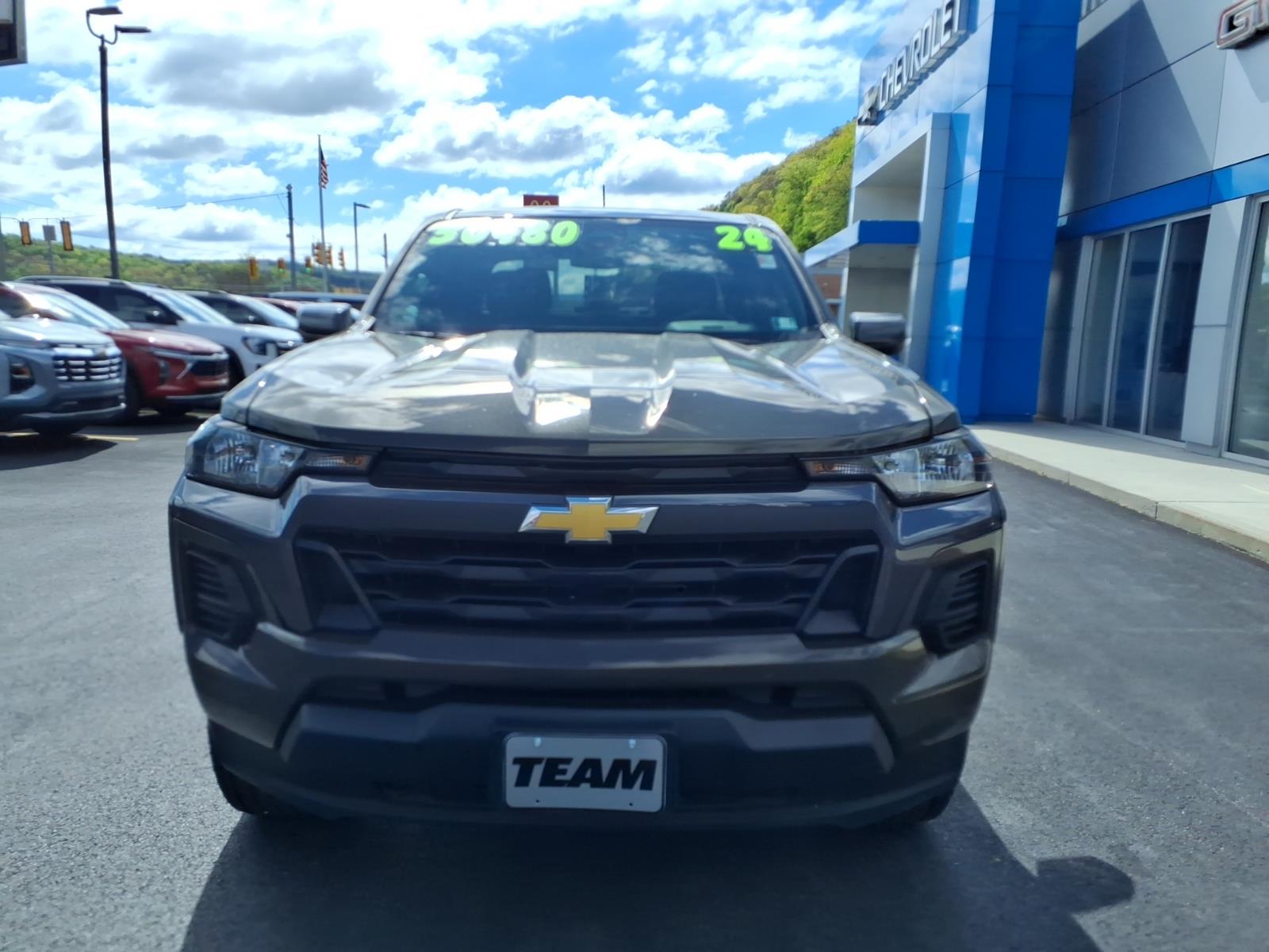 2024 Chevrolet Colorado LT - 1