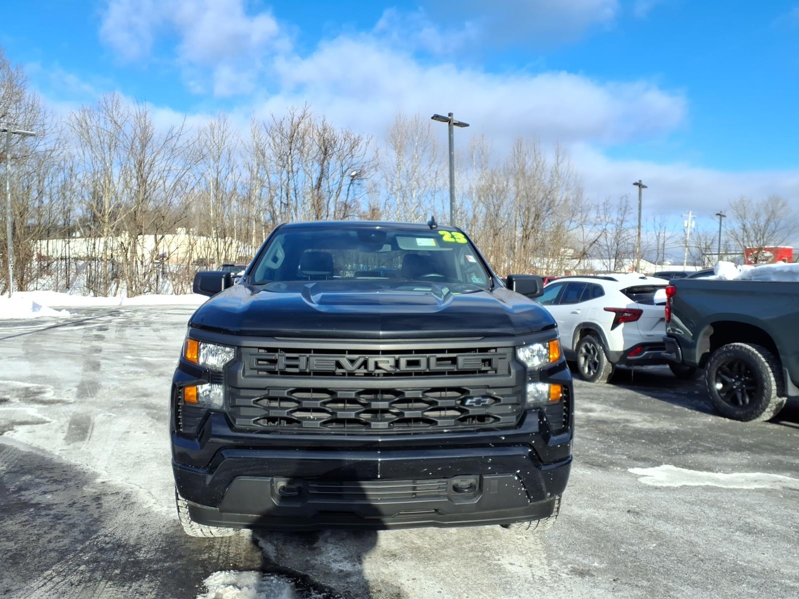 2023 Chevrolet Silverado 1500 Custom - 1