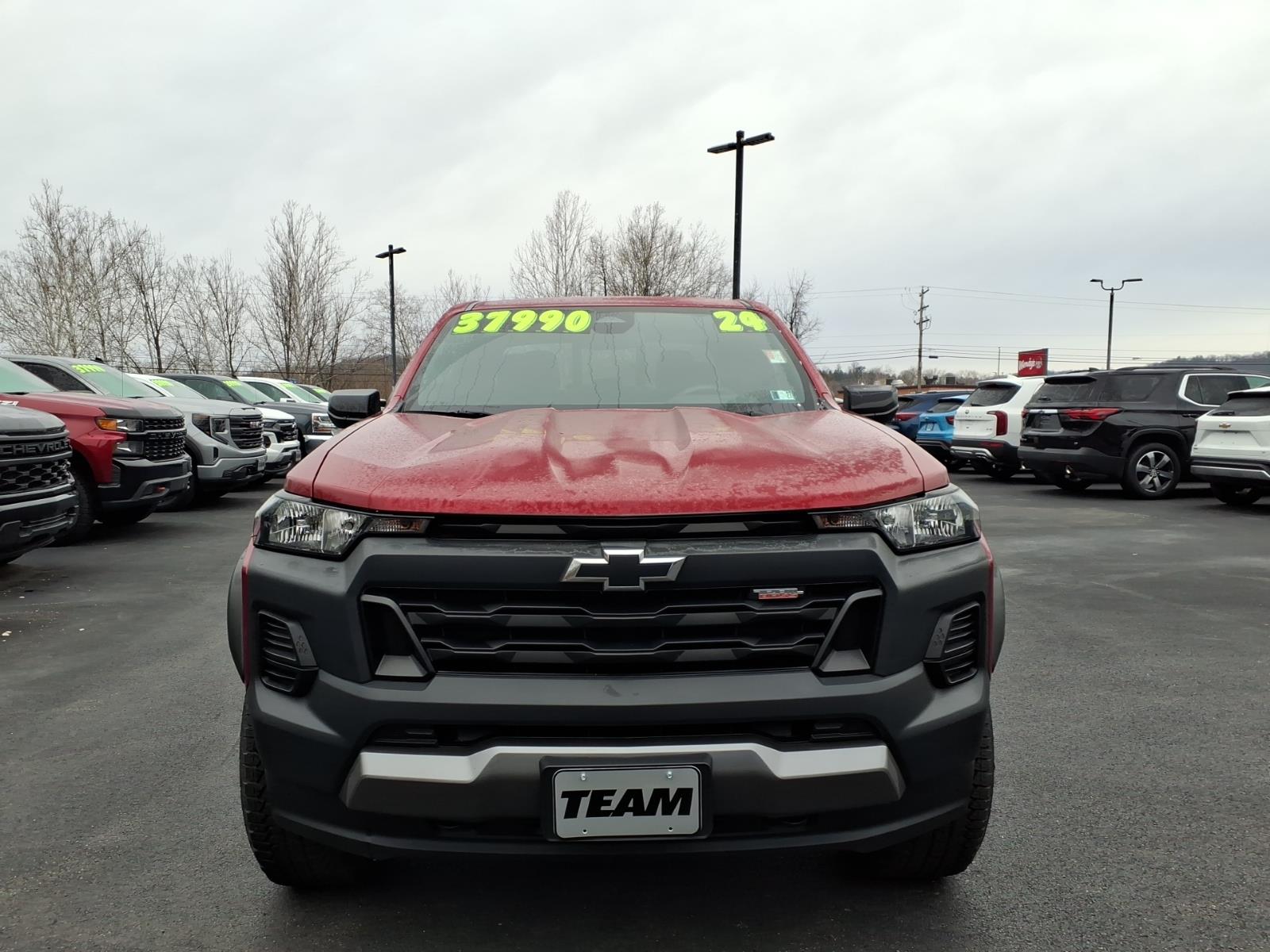 2024 Chevrolet Colorado Trail Boss - 1